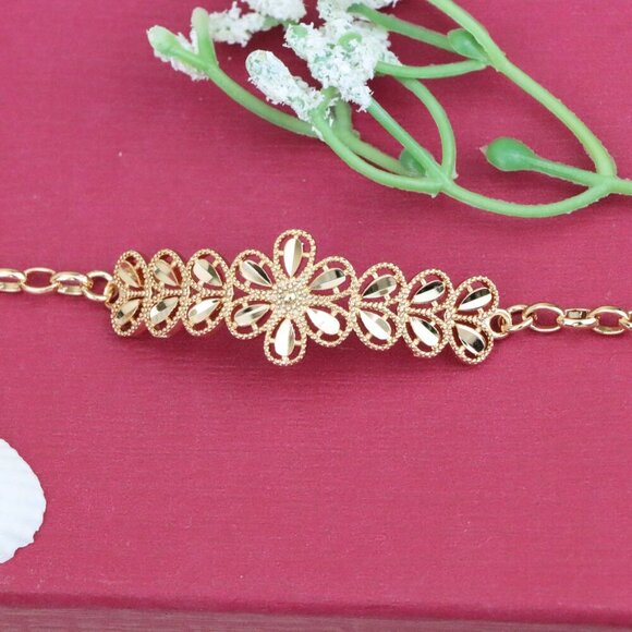 "Elegant Floral Design Rose Gold Bracelet, XPBL1086 - Picture 11 of 11